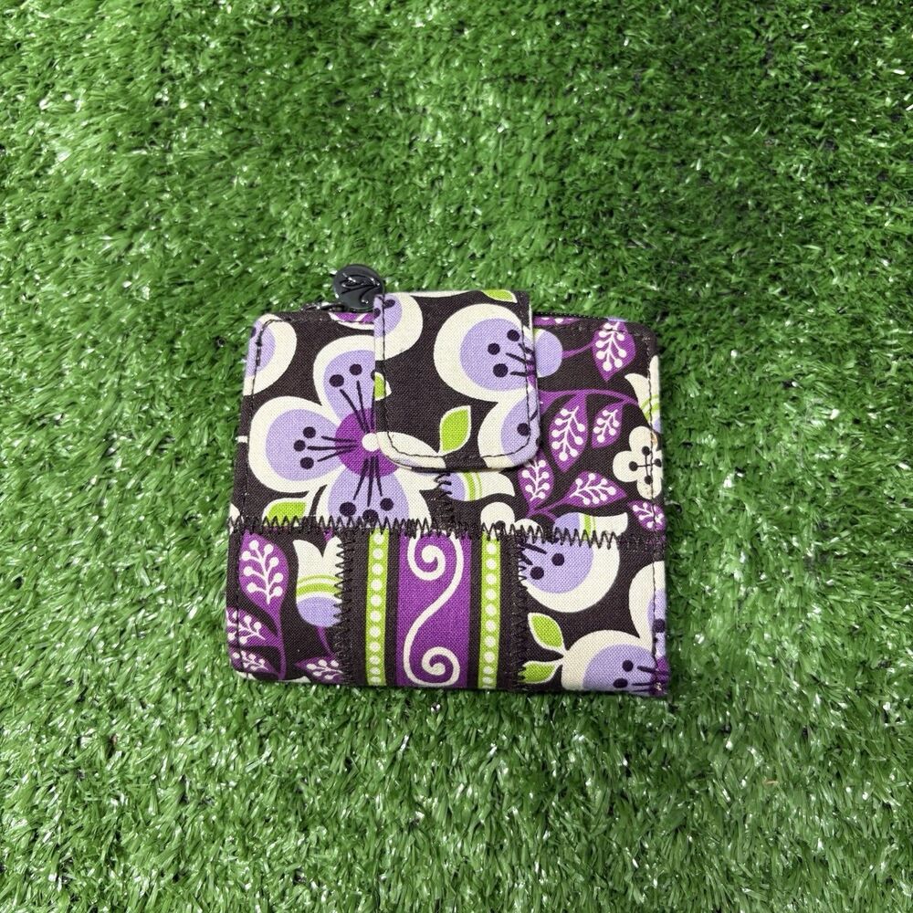 Womens Vera Bradley Plum Petals Snappy Wallet Compact Floral Retired